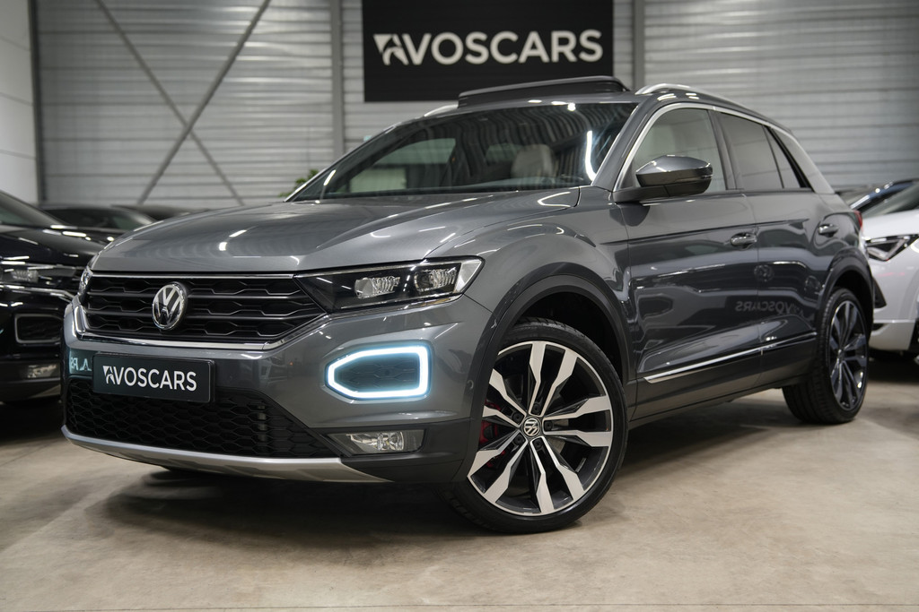 Volkswagen T-Roc 2.0 TSI 190PK 4Motion Sport DSG * Pano - Virtual - 19" - Beats - Leder - ACC - Blind Spot * 51855775-0.jpg | VosCars