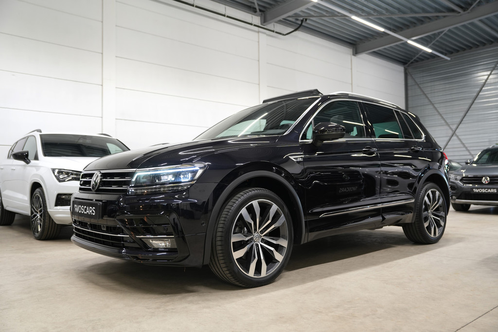 Volkswagen Tiguan 2.0 TSI 4Motion 220PK R-Line * Pano - Trekhaak - Leder - 360° Cam - HUD - Keyless - Blind Spot * 51893793-2.jpg | VosCars