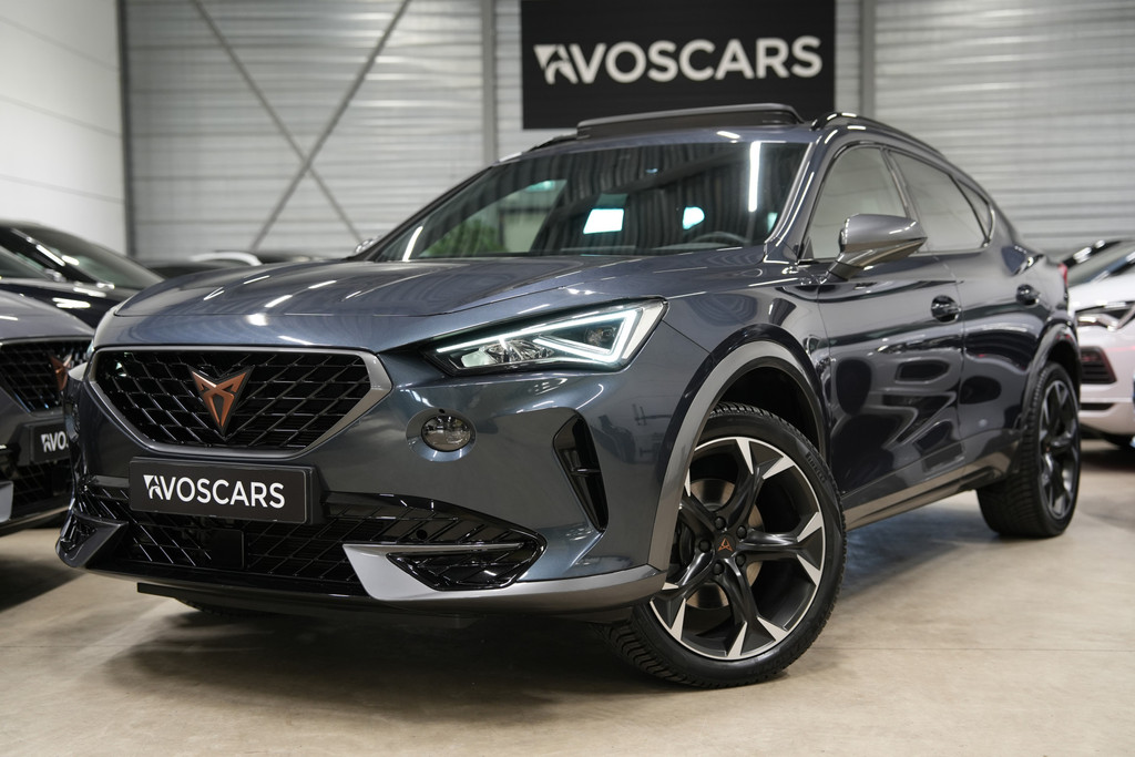 CUPRA Formentor 1.5 TSI * Pano - Trekhaak - 19" - Beats - Keyless - ACC - Blind Spot - App * 51983095-0.jpg | VosCars