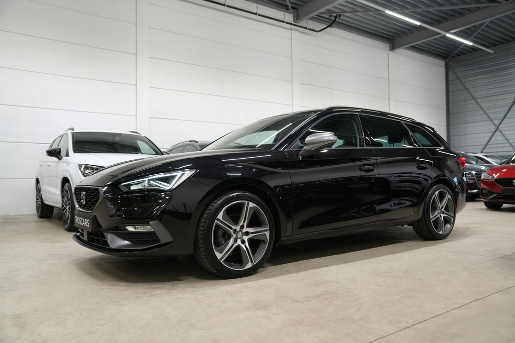 SEAT Leon Sportstourer 1.5 eTSI FR * Camera - Keyless - 18" - Beats - Elektrische achterklep - ACC - App * 51987834-2.jpg | VosCars