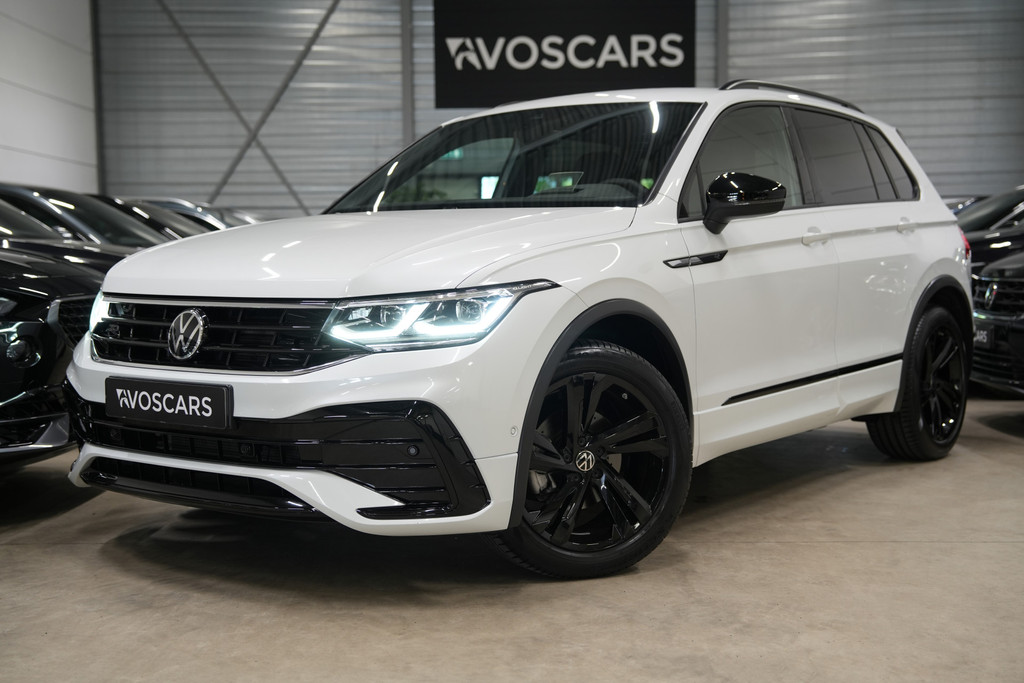 Volkswagen Tiguan 1.5 TSI R-Line * Virtual - HUD - Black Style - Camera - Keyless - IQ Light - Blind Spot * 52513570-0.jpg | VosCars