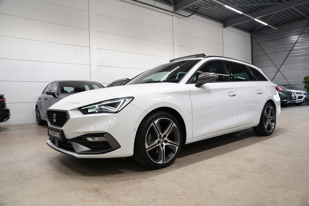 SEAT Leon Sportstourer 1.5 eTSI FR DSG * Pano - LED - Memory - Alcantara - ACC - Blind Spot - Keyless * 52939334-2.jpg | VosCars