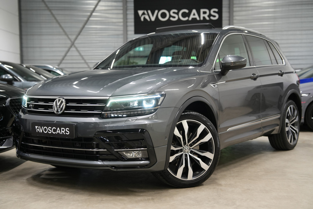 Volkswagen Tiguan 2.0 TSI 4Motion 230PK 3x R-Line * Pano - Trekhaak - Virtual - 20" - ACC - Keyless - HUD - Camera * 53727422-0.jpg | VosCars