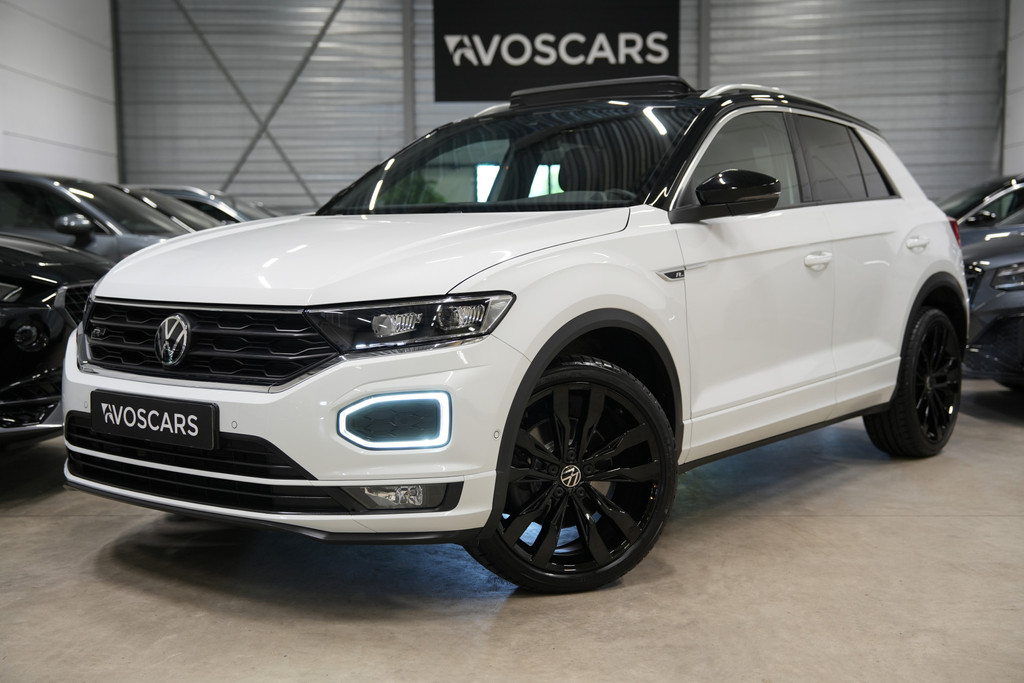 Volkswagen T-Roc 1.5 TSI 3x R-Line * Pano - Virtual - Beats - Keyless - Camera - ACC - Blind Spot - 19" - App - LED * 54399535-0.jpg | VosCars