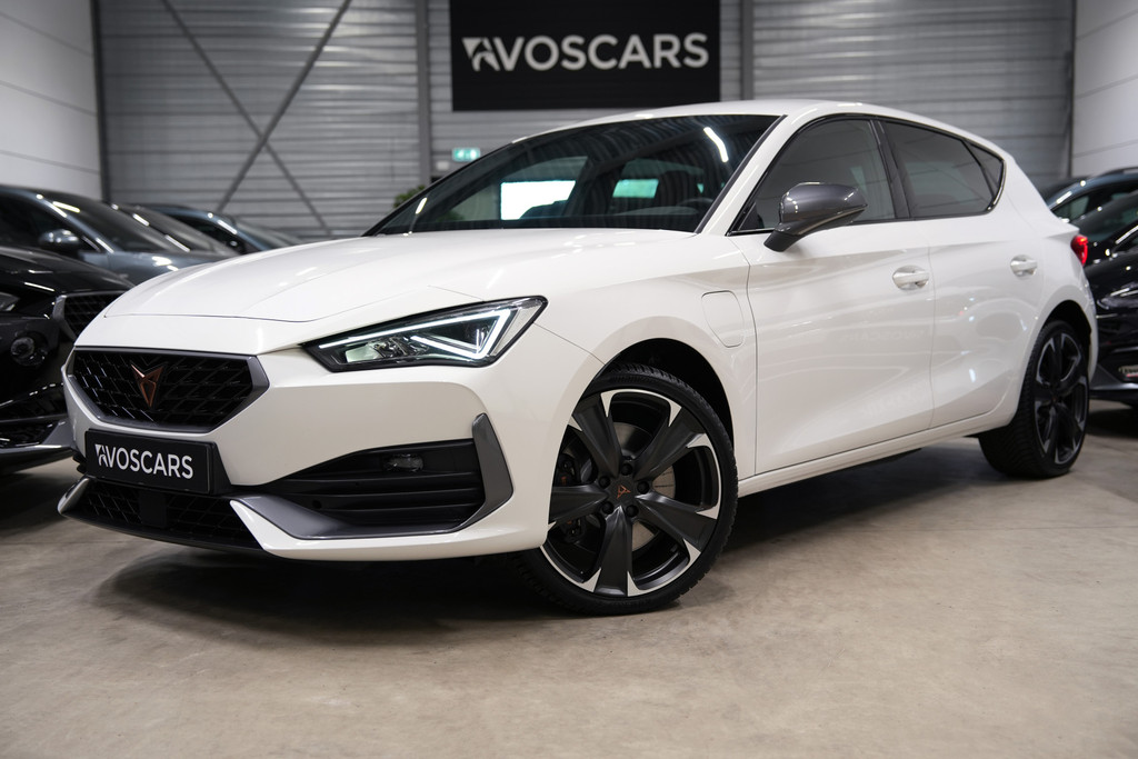 CUPRA Leon 1.4 e-Hybrid VZ 245PK * Kuipstoelen - 19" - Sfeer - ACC - App - Stoelverwarming * 54764131-0.jpg | VosCars