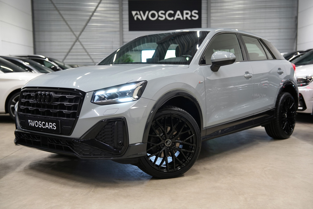 Audi Q2 35 TFSI S Edition * Matrix - Virtual - Keyless - 19" - Camera - App - Sound * 56581715-0.jpg | VosCars