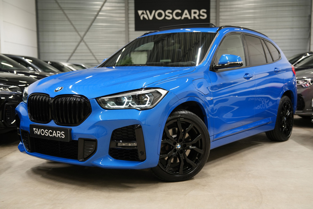 BMW X1 xDrive25e M Sport * SoH 97% - Pano - Leder - Trekhaak - HUD - Camera - ACC - Keyless - HiFi - Memory * 57462242-0.jpg | VosCars
