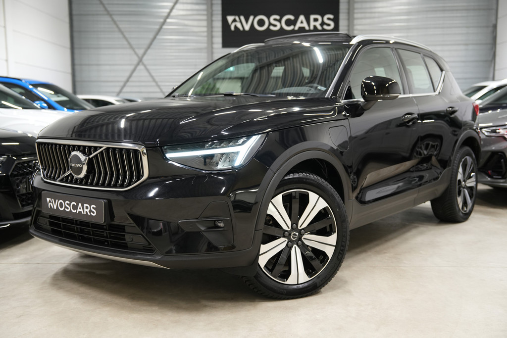 Volvo XC40 1.5 T5 Plug-in hybrid Ultimate Bright 262PK * SoH 89% - Facelift - Pano - Trekhaak - Leder - Harman Kardon - Camera * 57805972-0.jpg | VosCars