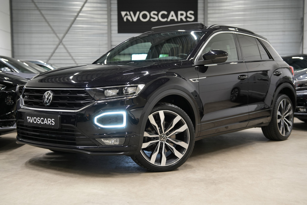 Volkswagen T-Roc 1.5 TSI 3x R-Line DSG * Fabrieksgarantie - Pano - Virtual - Trekhaak - Keyless - Beats - Camera * 54093047-0.jpg | VosCars